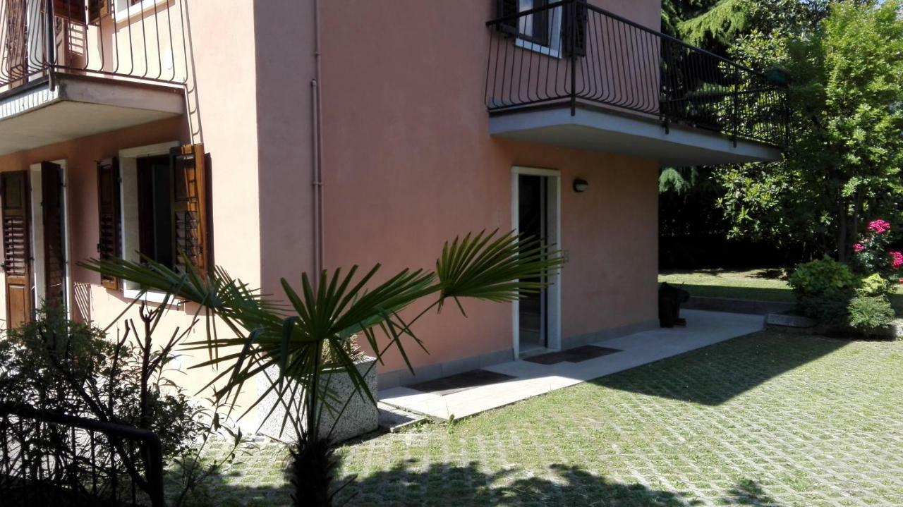 Appartamento Giardino Sugli Ulivi ريفا ديل غاردا المظهر الخارجي الصورة