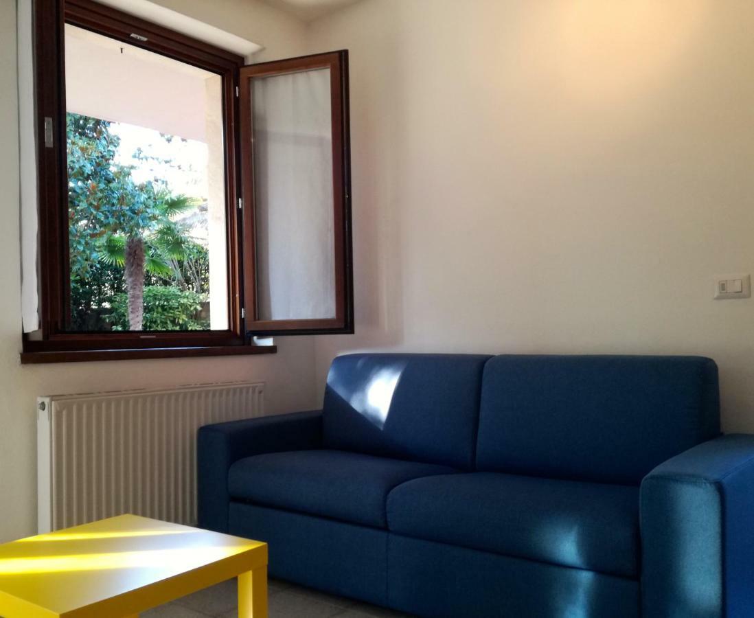 Appartamento Giardino Sugli Ulivi ريفا ديل غاردا المظهر الخارجي الصورة